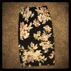 Flower print pencil skirt